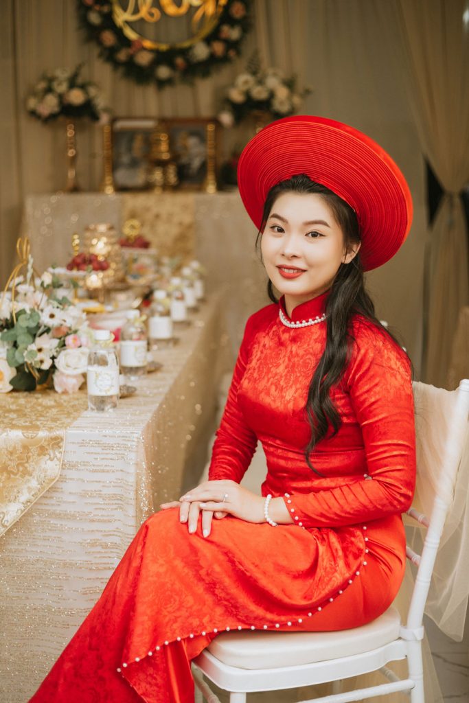 5 luu y de co dau mac ao dai cuoi dep hon ao cuoi dep tuy hoa phu yen 3