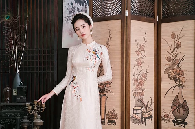 ao dai gam truyen thong chup anh cuoi dep tuy hoa phu yen cho nang 1