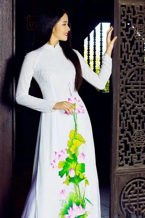 ao dai lua chup anh cuoi dep tuy hoa phu yen hoa sen truyen thong 1